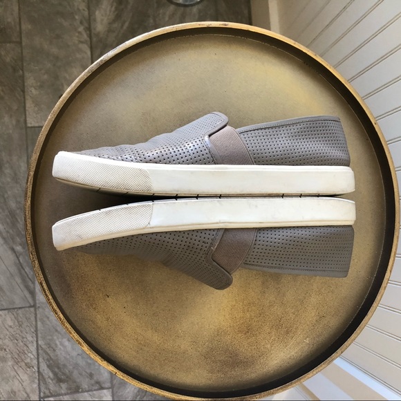 VINCE BLAIR PERFORATED LEATHER SNEAKERS. 8.5 - Picture 3 of 6